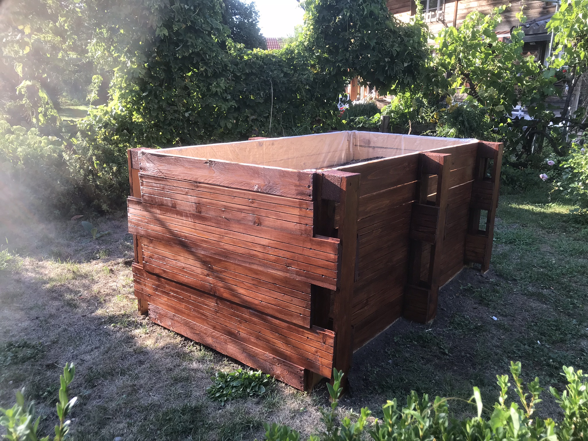 Abendsaufnahme aus der Dokumentation «Selbstversorger Permakultur…», August 2018