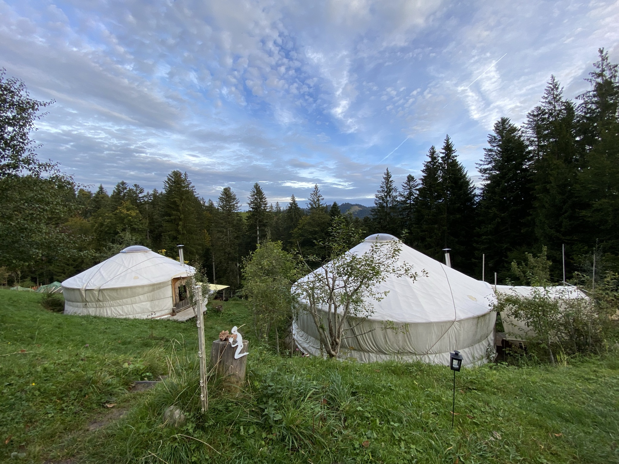 Morgensaufnahme aus der Dokumentation «Selbstversorger Permakultur…», Oktober 2021