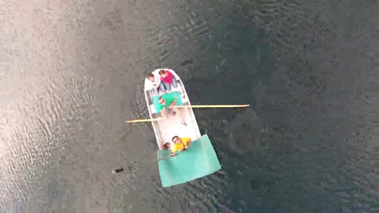 Vorschaubild zum Video «Bungee-Jump aus der Stockhorngondel» — Sprung aus der Gondel