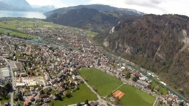 Osterflug vom Niederhorn nach Interlaken